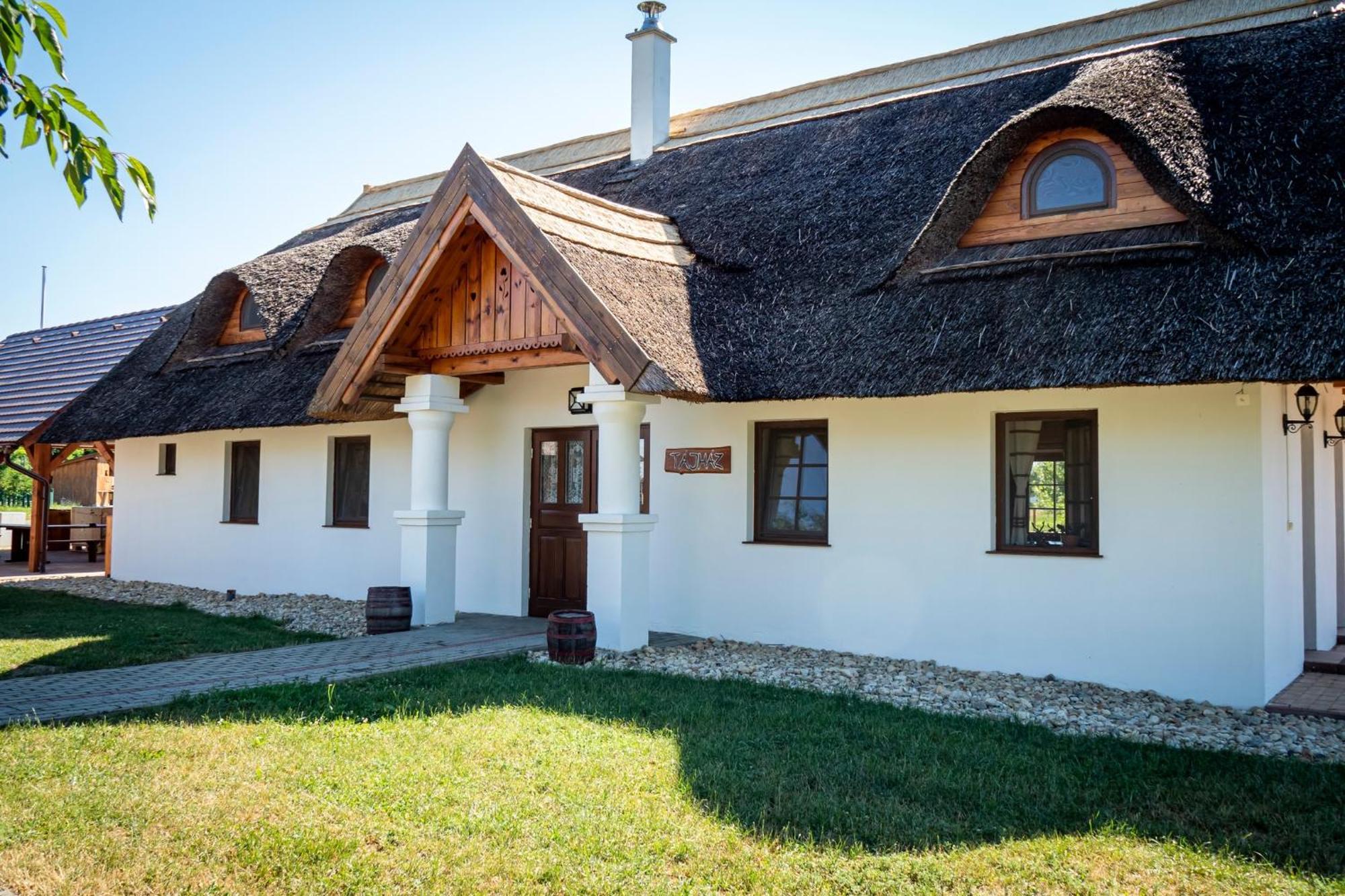 Csodaszarvas Vendeghazak Rabahidveg Экстерьер фото